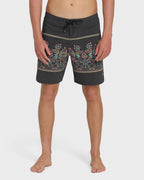 73 Pro 18 Boardshorts - Black