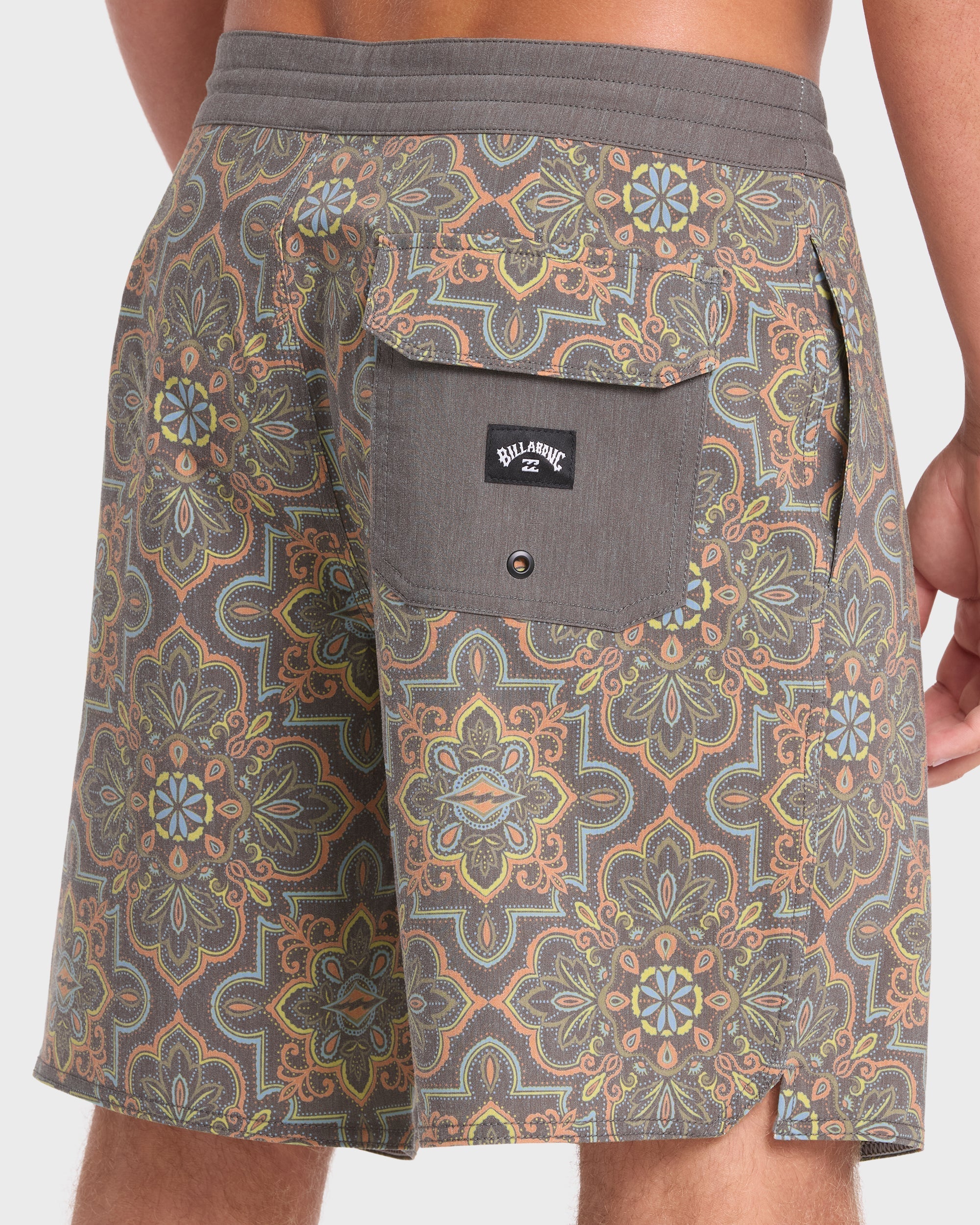 Good Times Lo Tide 17.5 Boardshorts - Slate Black