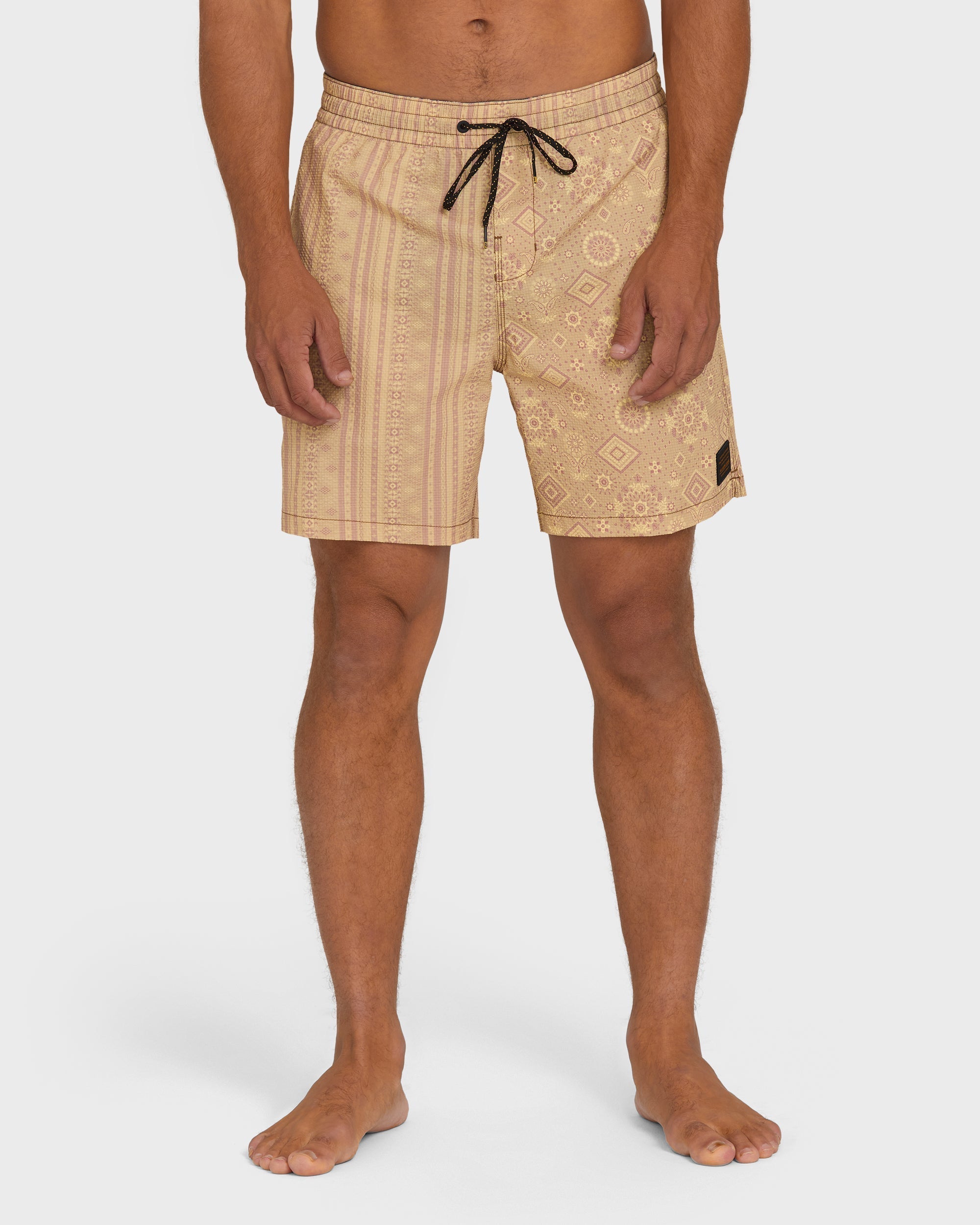 Day Trip Garage Layback 17 Trunks - Oatmeal